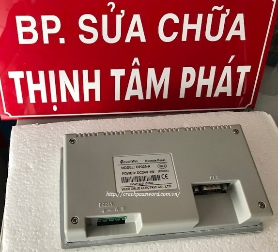 sua-man-hinh-hmi-touchwin-op325